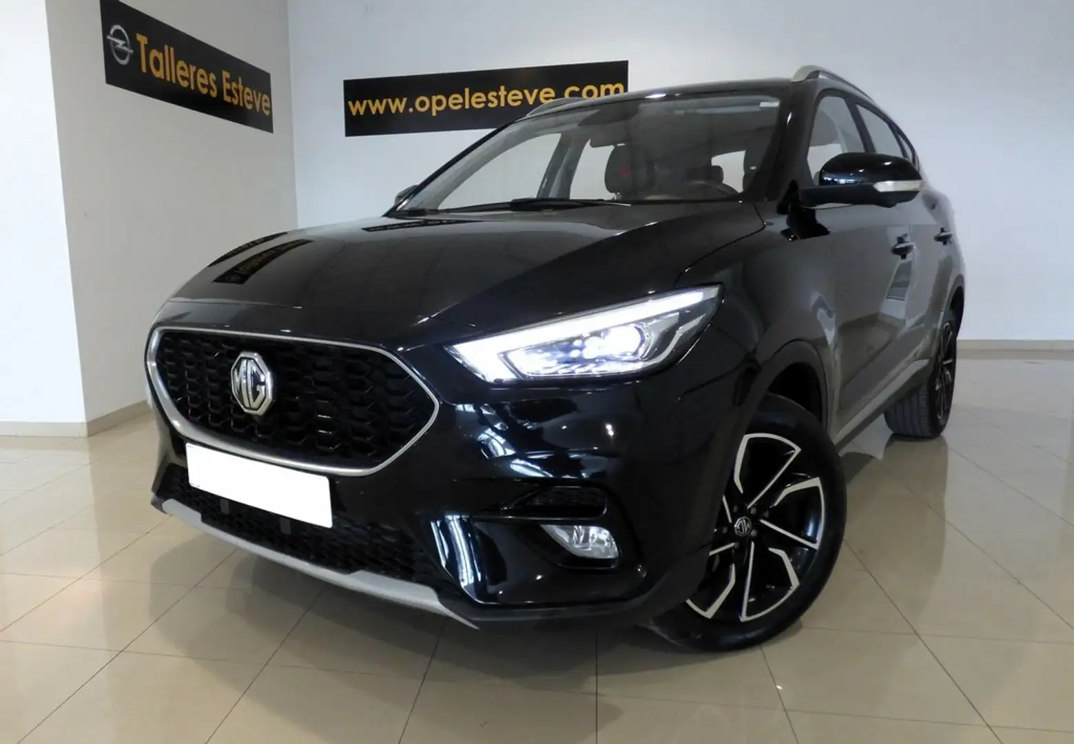 MG ZS 1.0T Luxury Negro - 2
