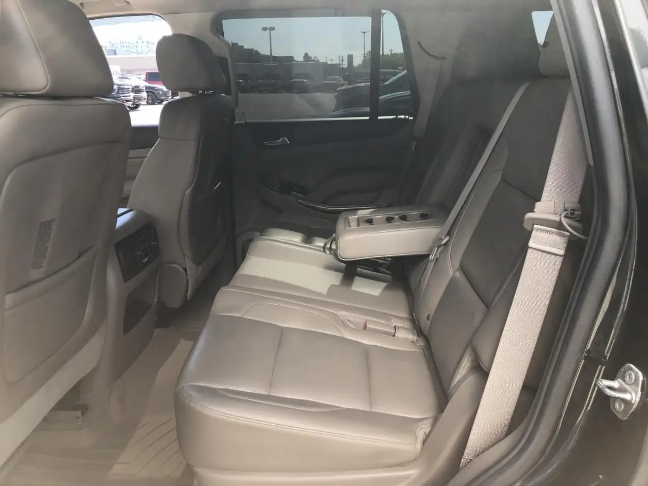 GMC Yukon снимка GMC Yukon