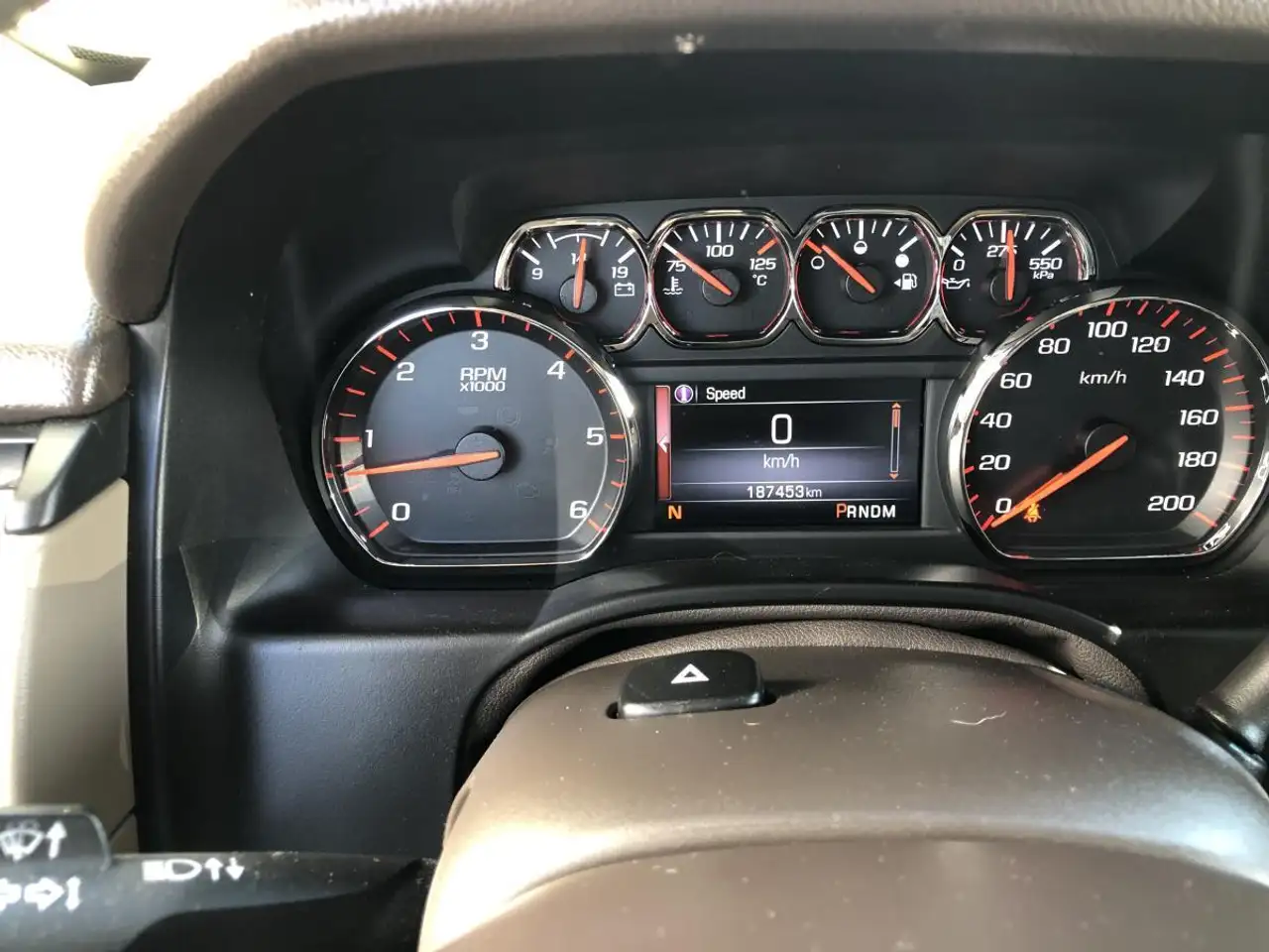 GMC Yukon снимка GMC Yukon