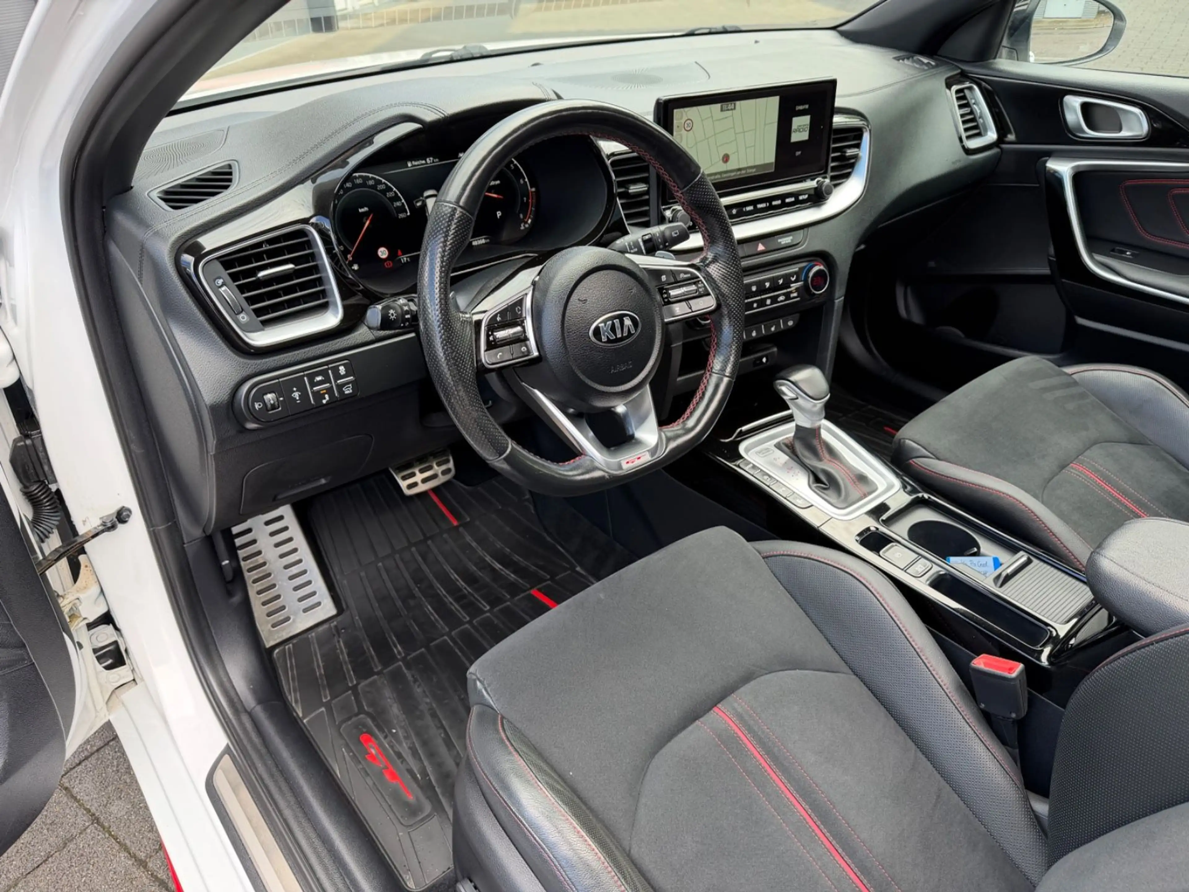 Kia ProCeed / pro_cee'd ProCeed GT*NAVI*LED*PANO*KAM*JBL*ALCANTARA* — photo 11