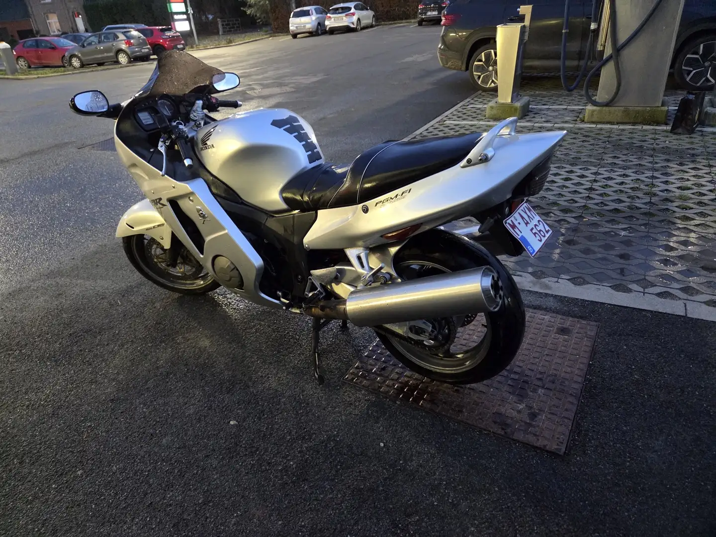 Honda CBR 1100 Сірий - 2