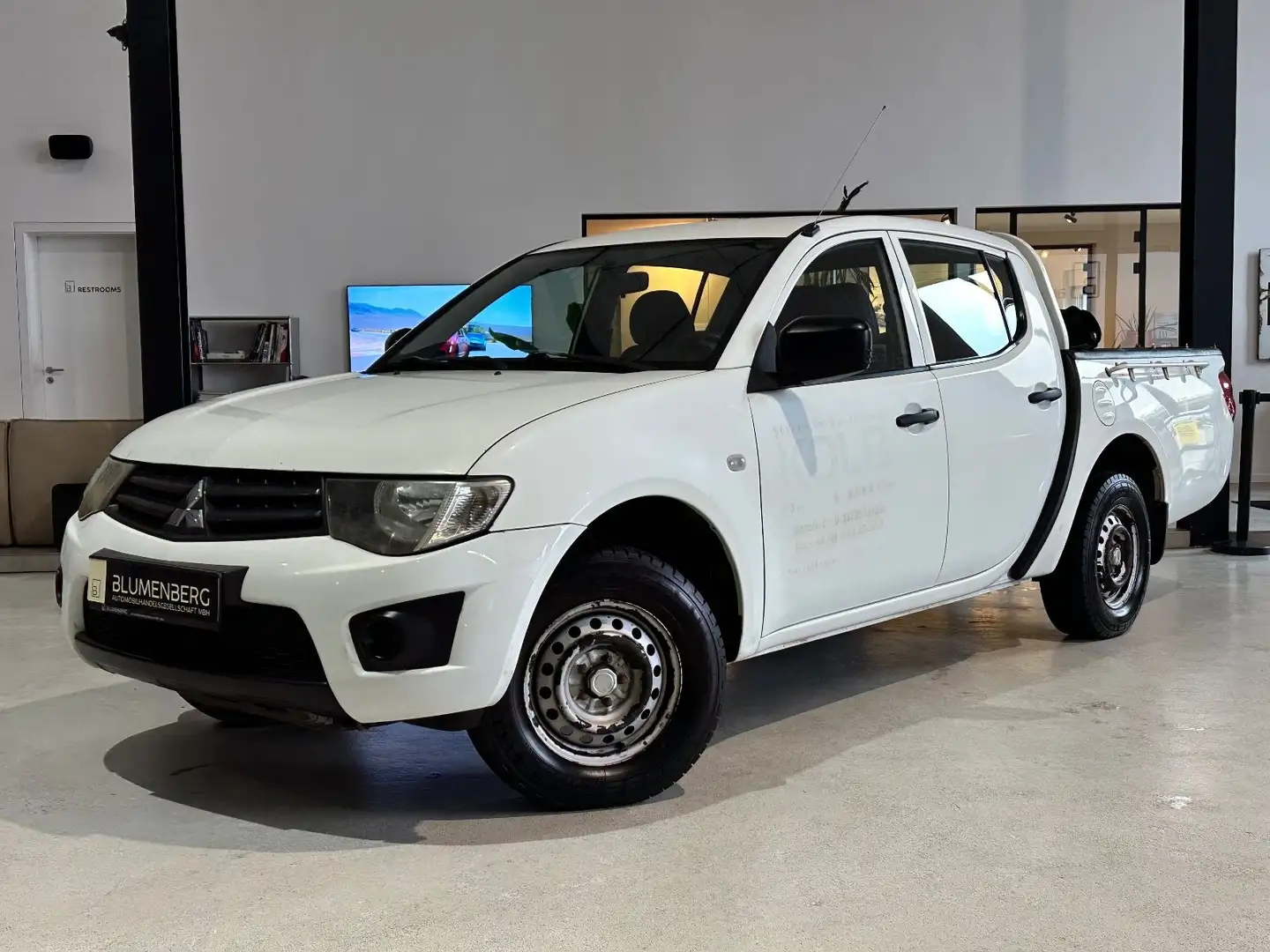 Mitsubishi L200 Inform Doppelkabine 2WD*Elek. Fenster,Radio Weiß - 1
