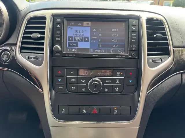 Jeep Grand Cherokee view 15