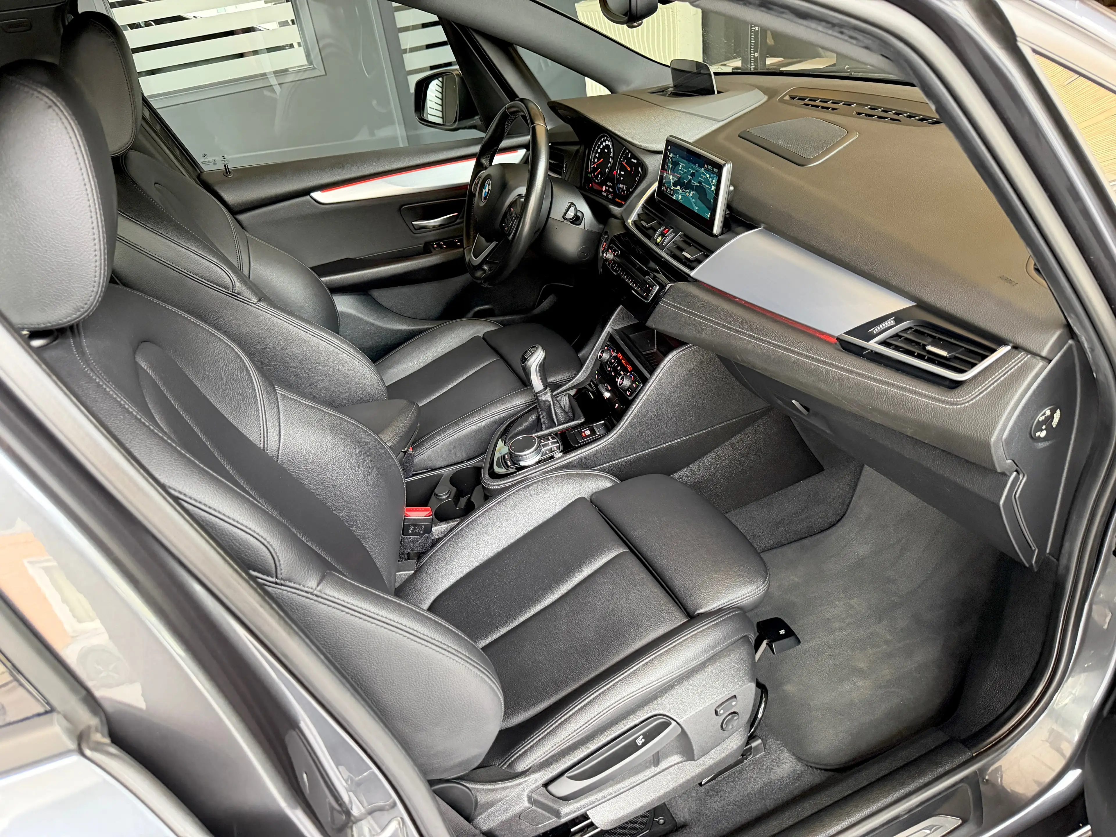 BMW 216 i Active Tourer🟥SPORT Line ✅GARANTIE 1an✅Full Option*+12 mois d’assistance TOURING dépannage offerts — photo 5