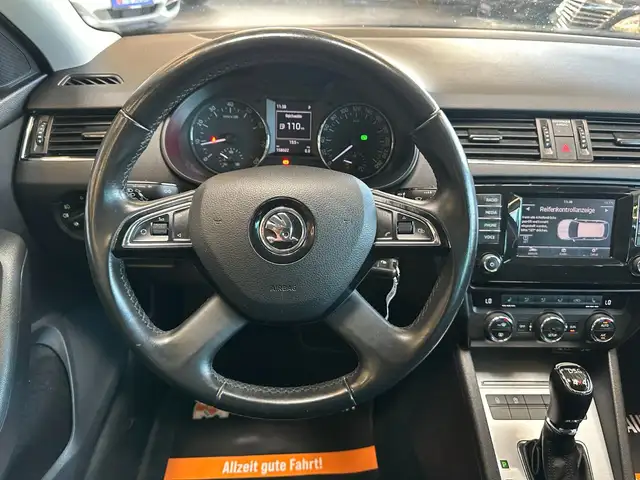 Skoda Octavia view 7