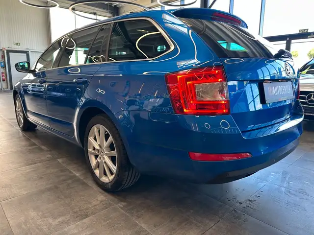 Skoda Octavia view 23