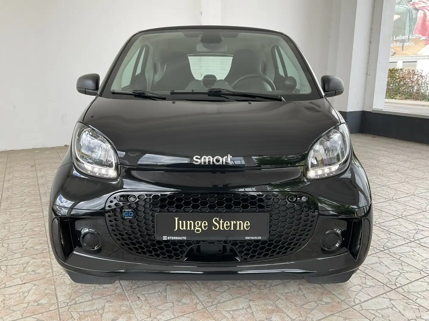 smart forTwo EQ fortwo Klima/Tempomat/eFH./Audiosystem Schwarz - 2