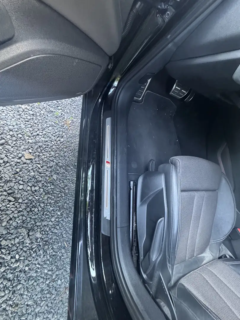 Audi A4 Avant 30 TDi Business Edition Competition S tronic - 2
