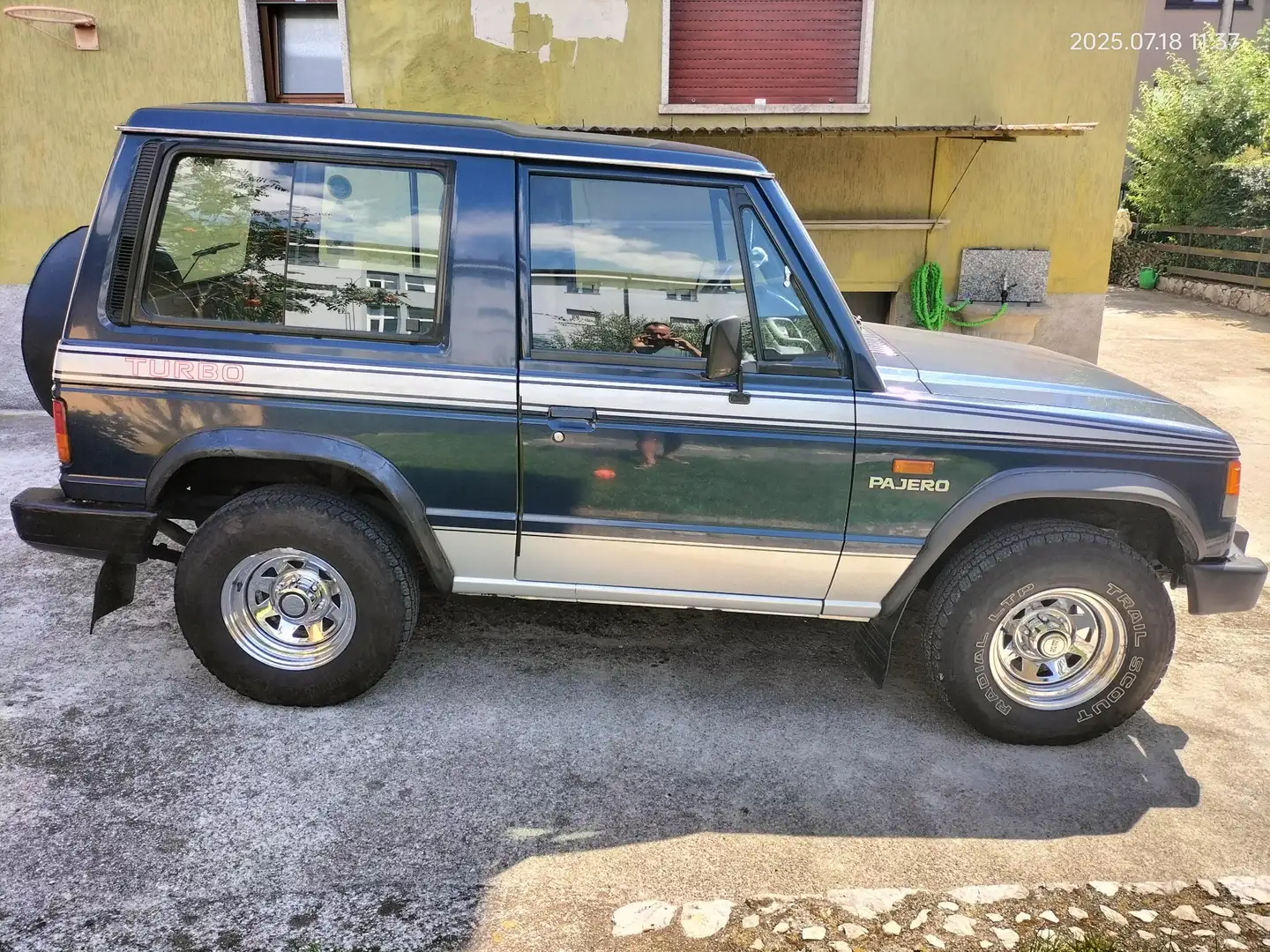 Mitsubishi Pajero Metal Top 2.4 td autocarro - 2