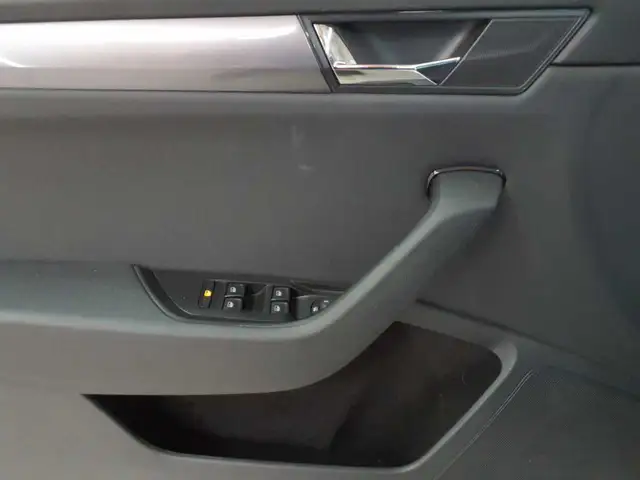 Skoda Superb view 18