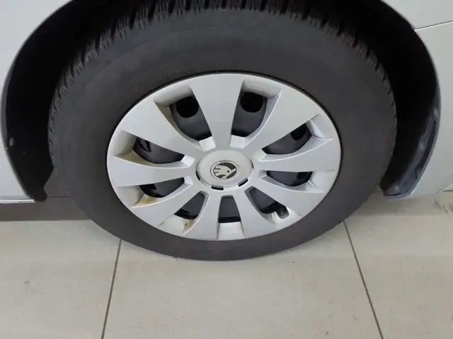 Skoda Superb view 16