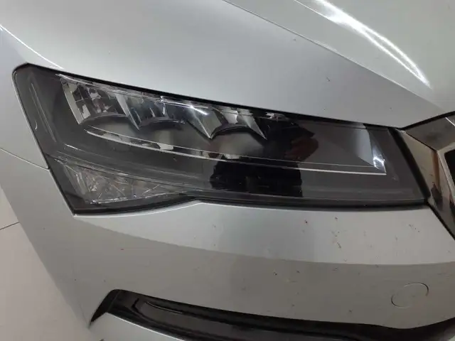 Skoda Superb view 17