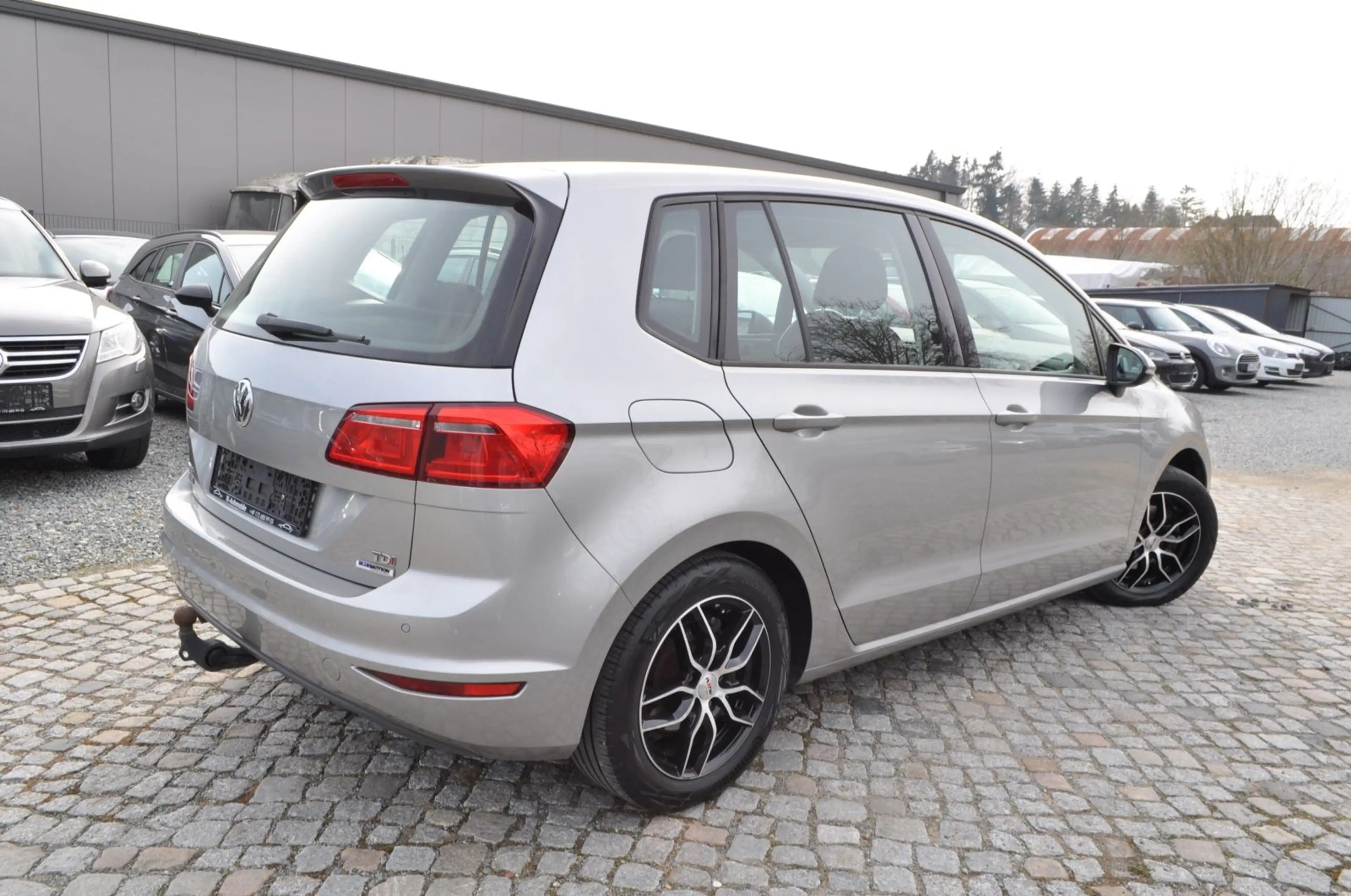 Volkswagen Golf Sportsvan VII Trendline BMT/START-STOPP/AHK — photo 4