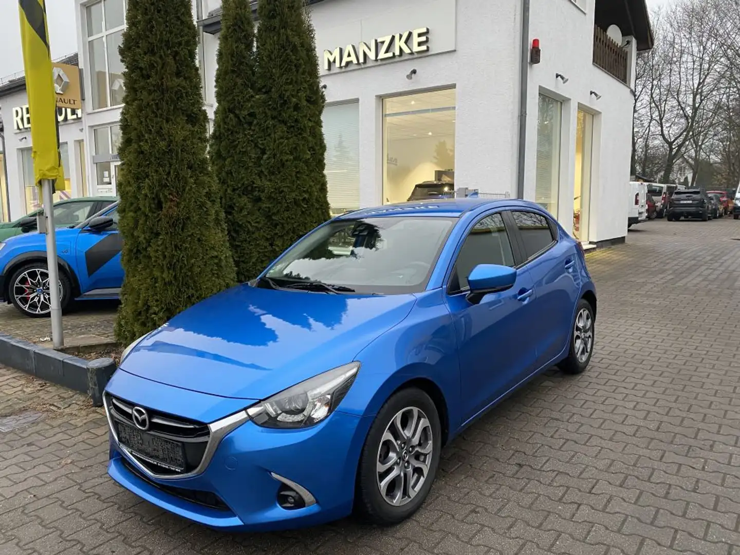 Mazda 2 SKYACTIV-G 90 Center-Line Blauw - 1
