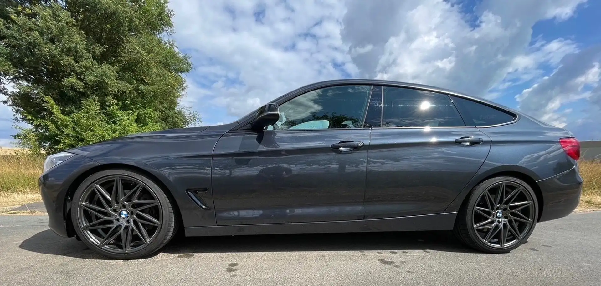 BMW 340 BMW 3er GT - 340i GT Šedá - 1