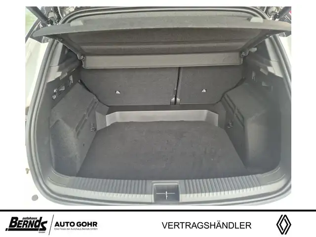 Renault Austral view 6