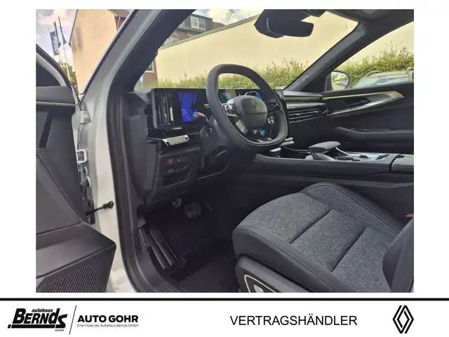 Renault Austral view 10