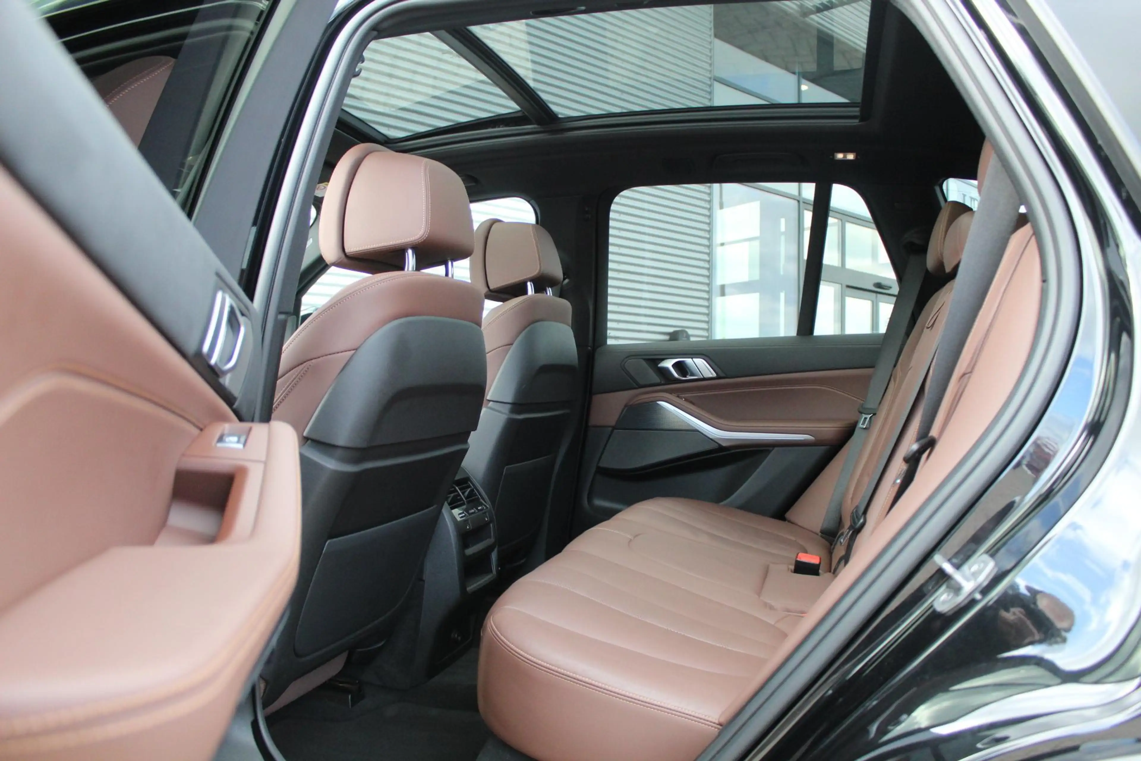BMW X5 xDrive45e High Executive/Pano/M-Sport/Massage — photo 12