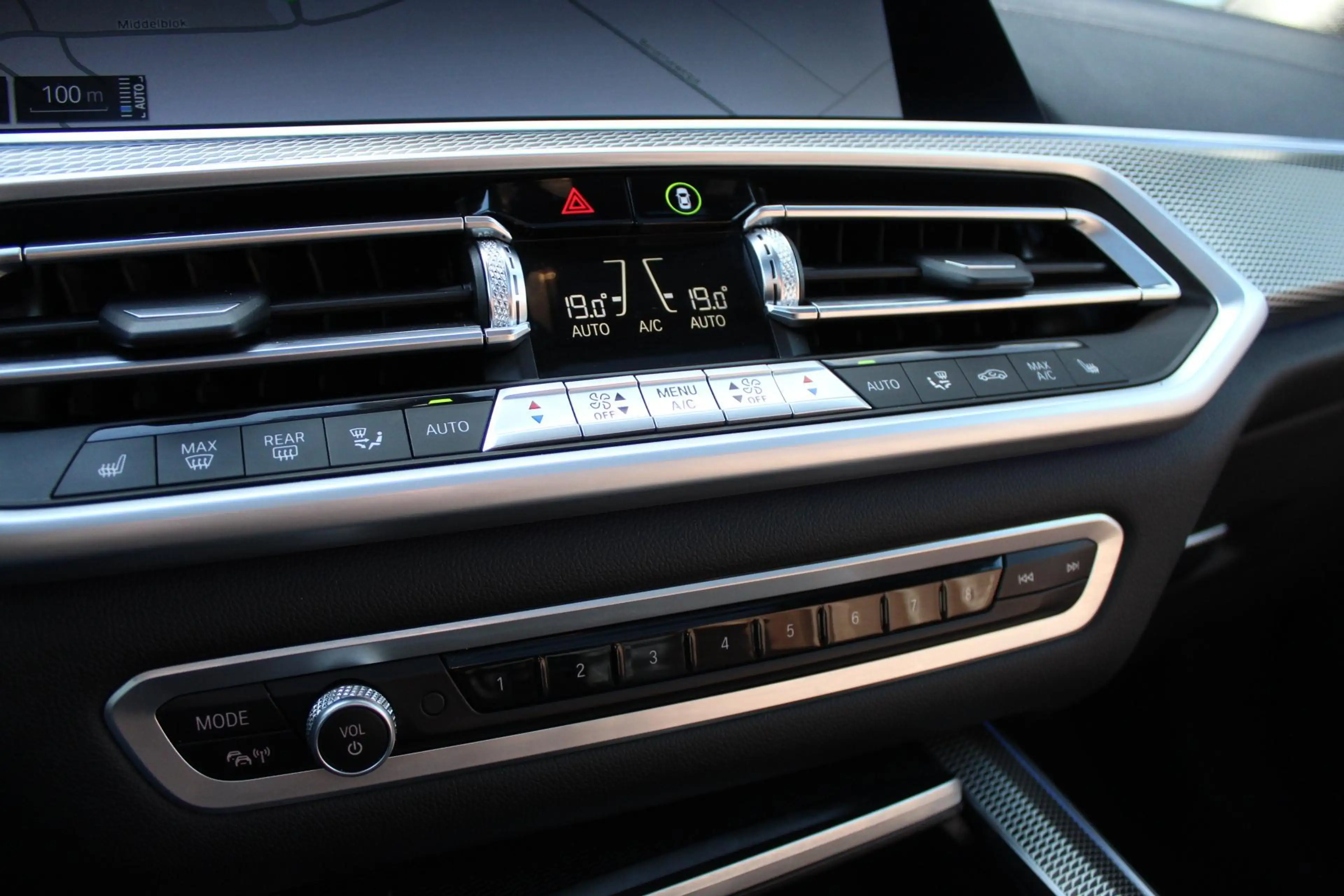BMW X5 xDrive45e High Executive/Pano/M-Sport/Massage — photo 17