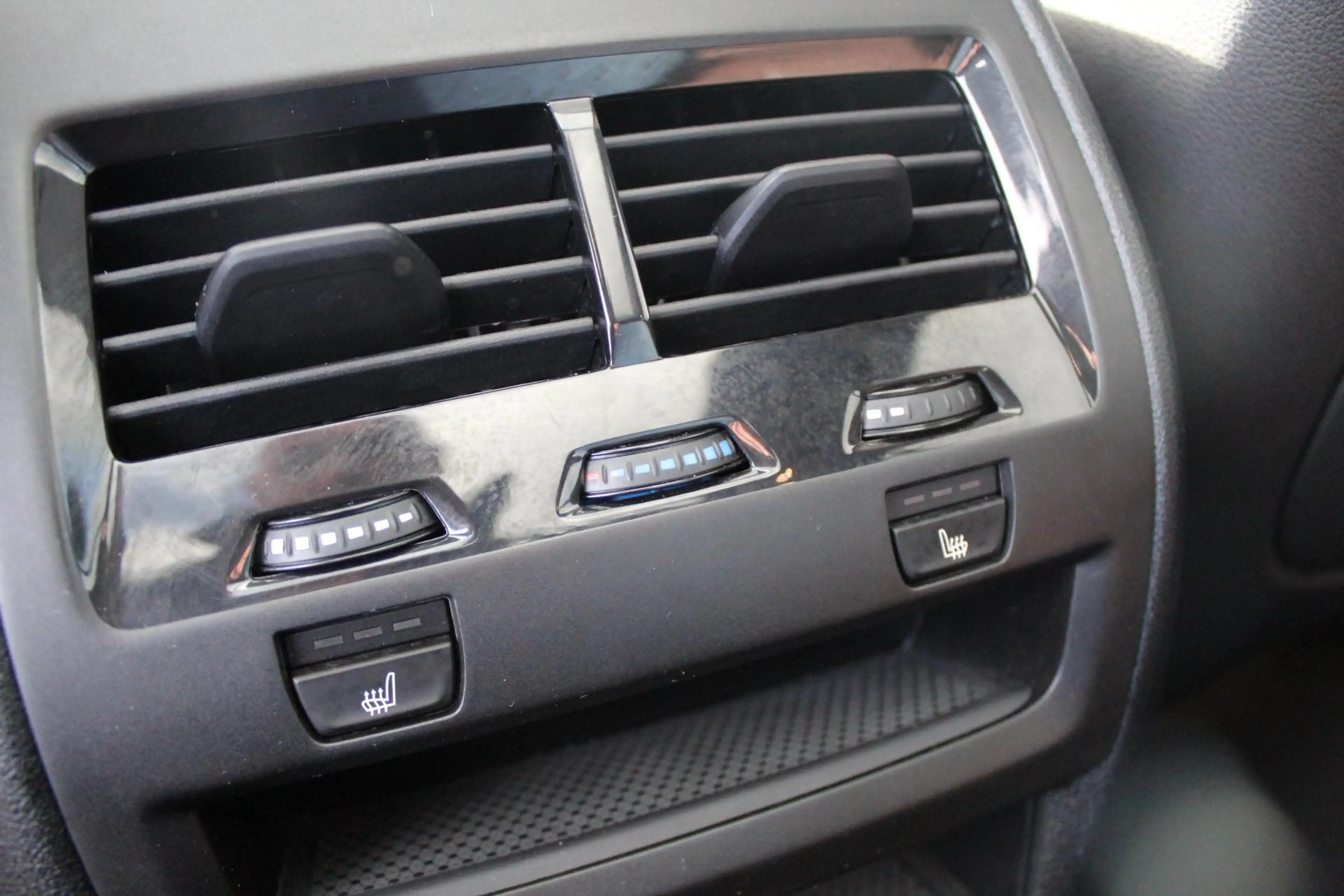 BMW X5 xDrive45e High Executive/Pano/M-Sport/Massage — photo 20