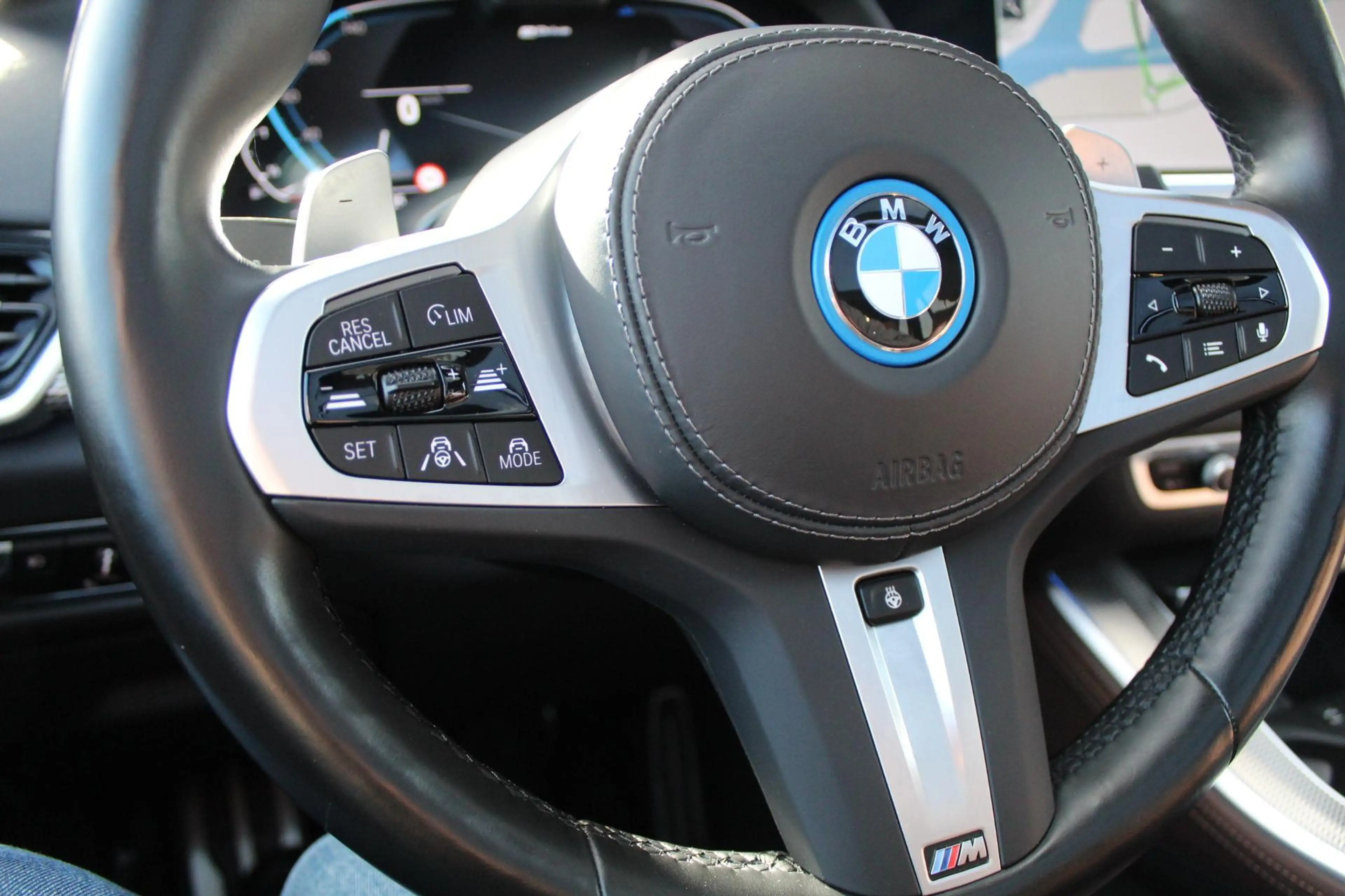 BMW X5 xDrive45e High Executive/Pano/M-Sport/Massage — photo 36