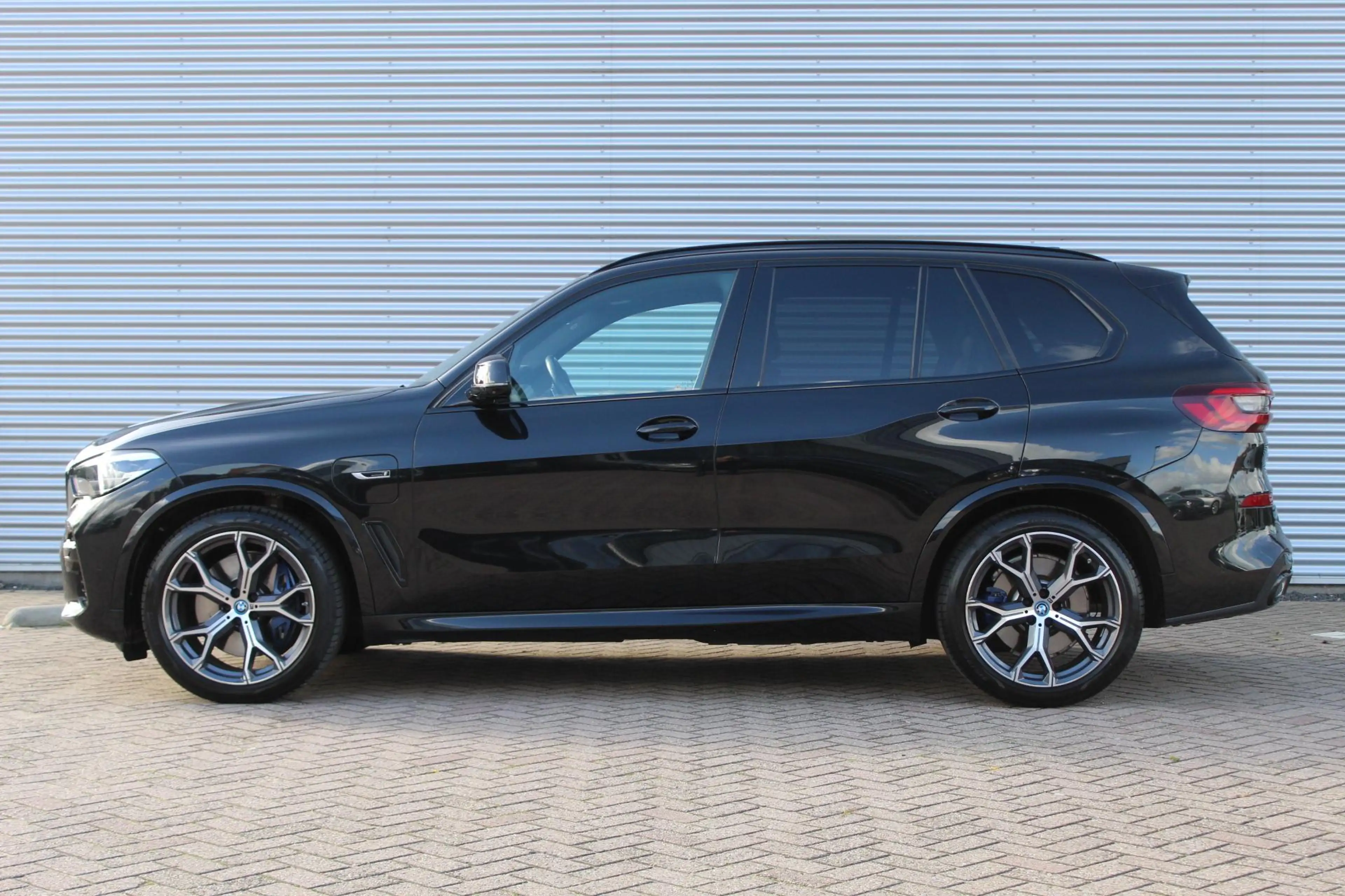 BMW X5 xDrive45e High Executive/Pano/M-Sport/Massage — photo 5