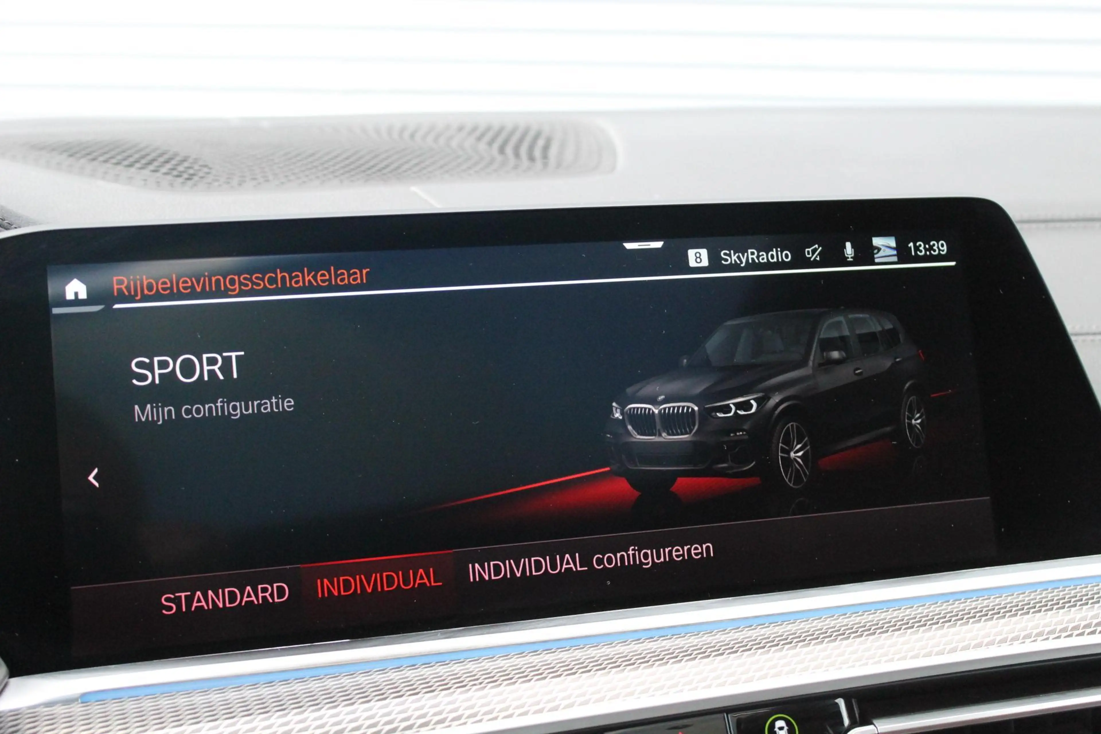 BMW X5 xDrive45e High Executive/Pano/M-Sport/Massage — photo 47