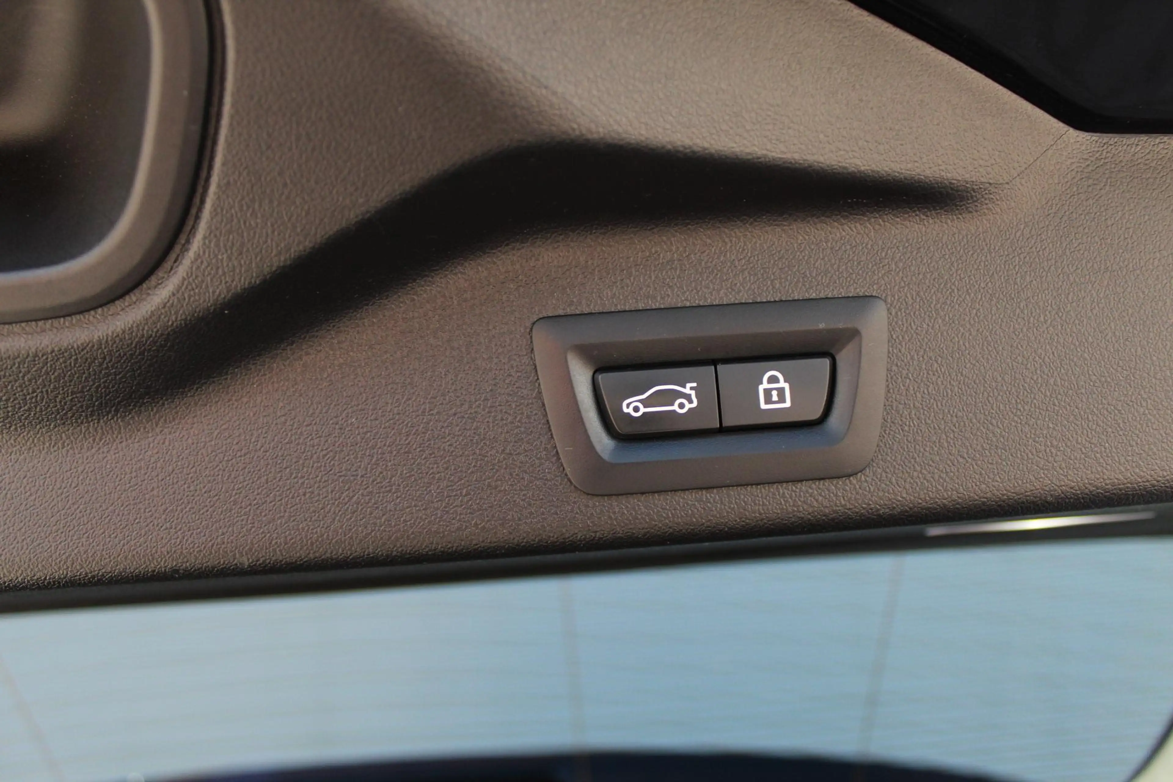 BMW X5 xDrive45e High Executive/Pano/M-Sport/Massage — photo 33