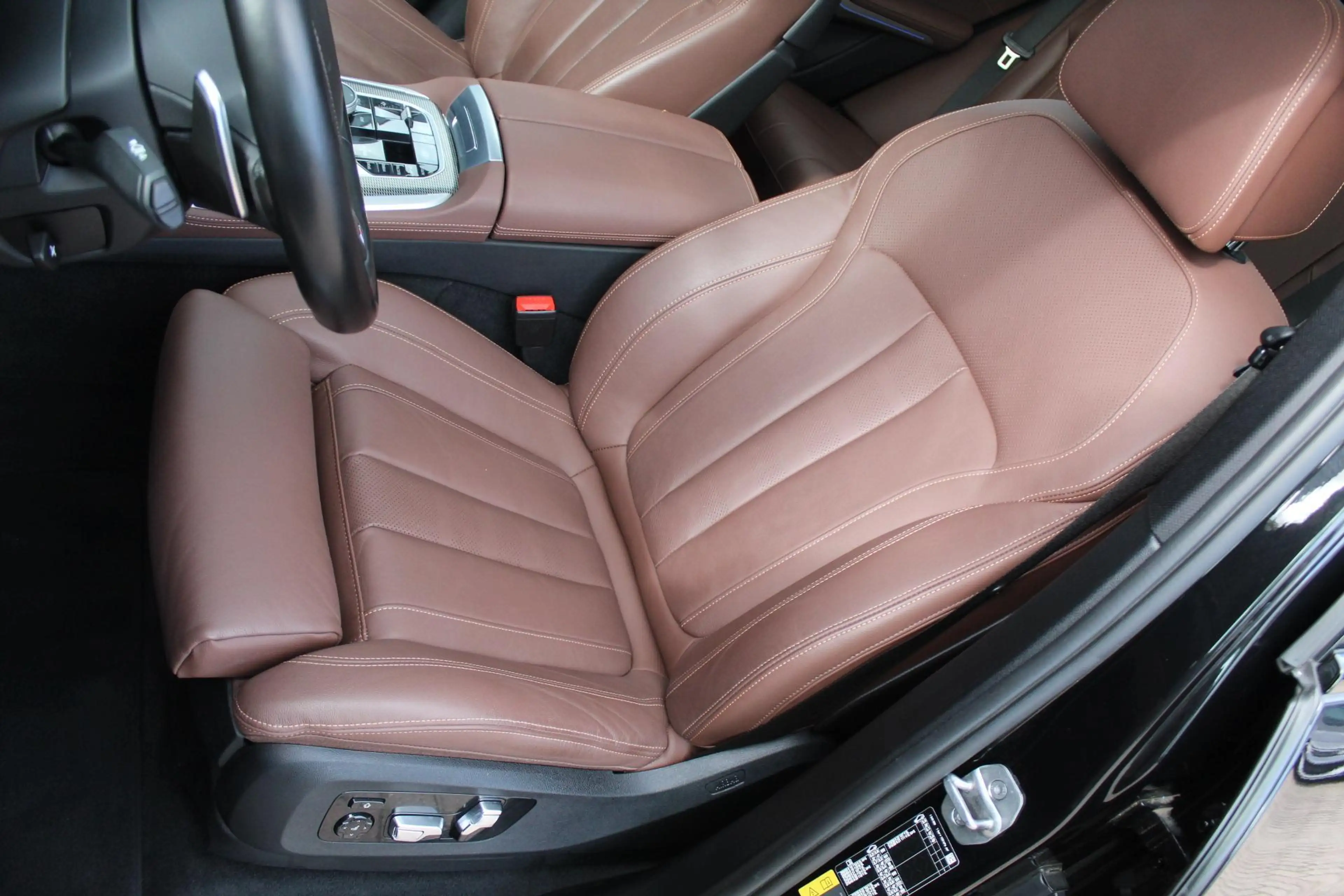 BMW X5 xDrive45e High Executive/Pano/M-Sport/Massage — photo 11