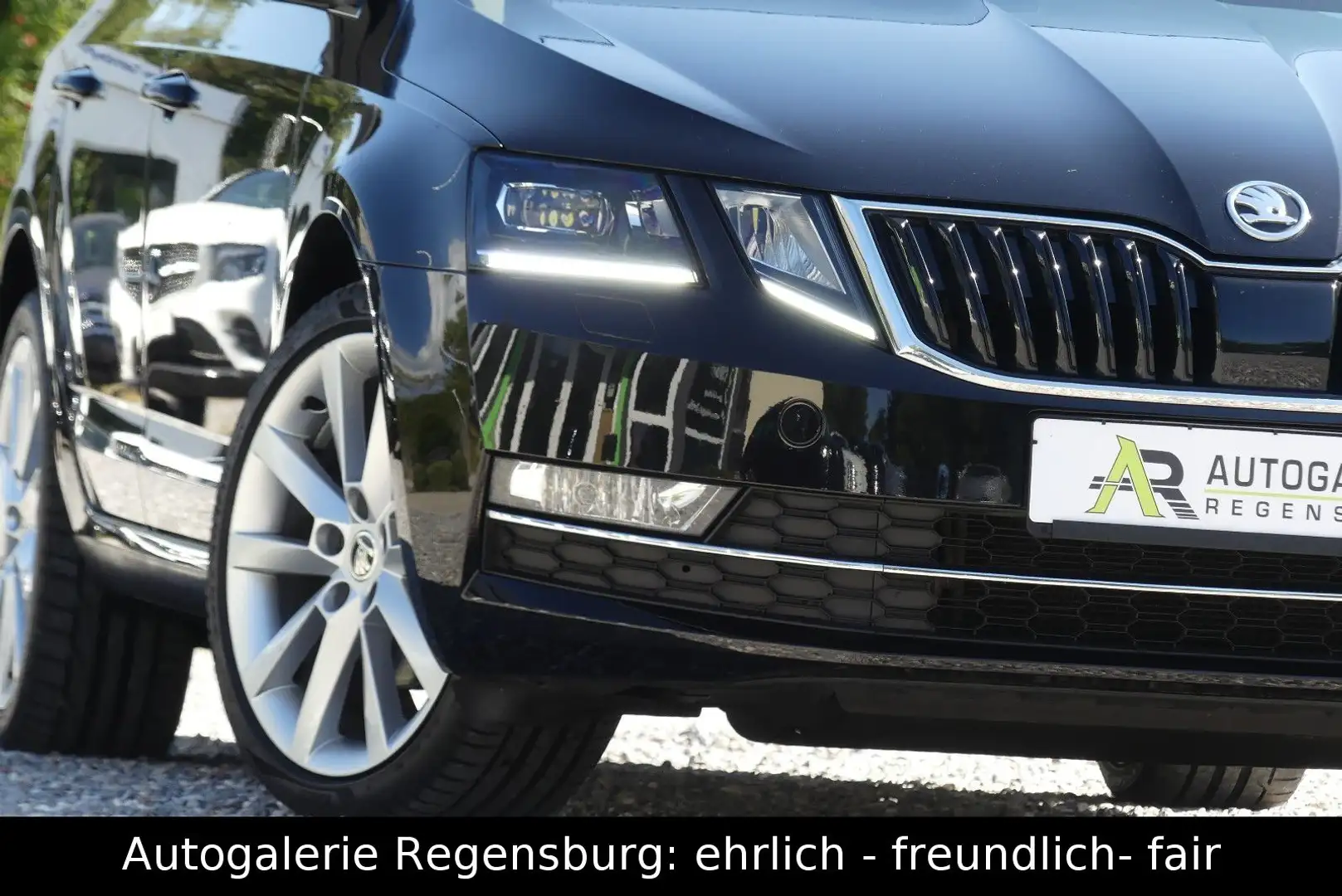 Skoda Octavia Combi 4x4 *1.HAND*NAVI*KAMERA*LEDER*LED Negru - 1