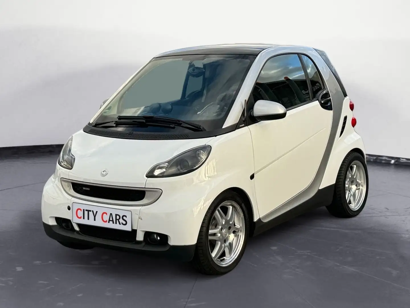 smart forTwo fortwo coupe BRABUS Carbon Paket Navi srebrna - 1