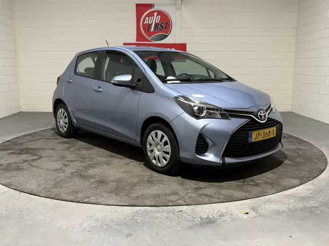 Toyota Yaris view 6