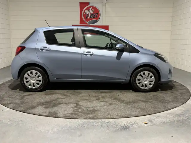 Toyota Yaris view 5