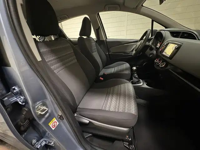 Toyota Yaris view 15