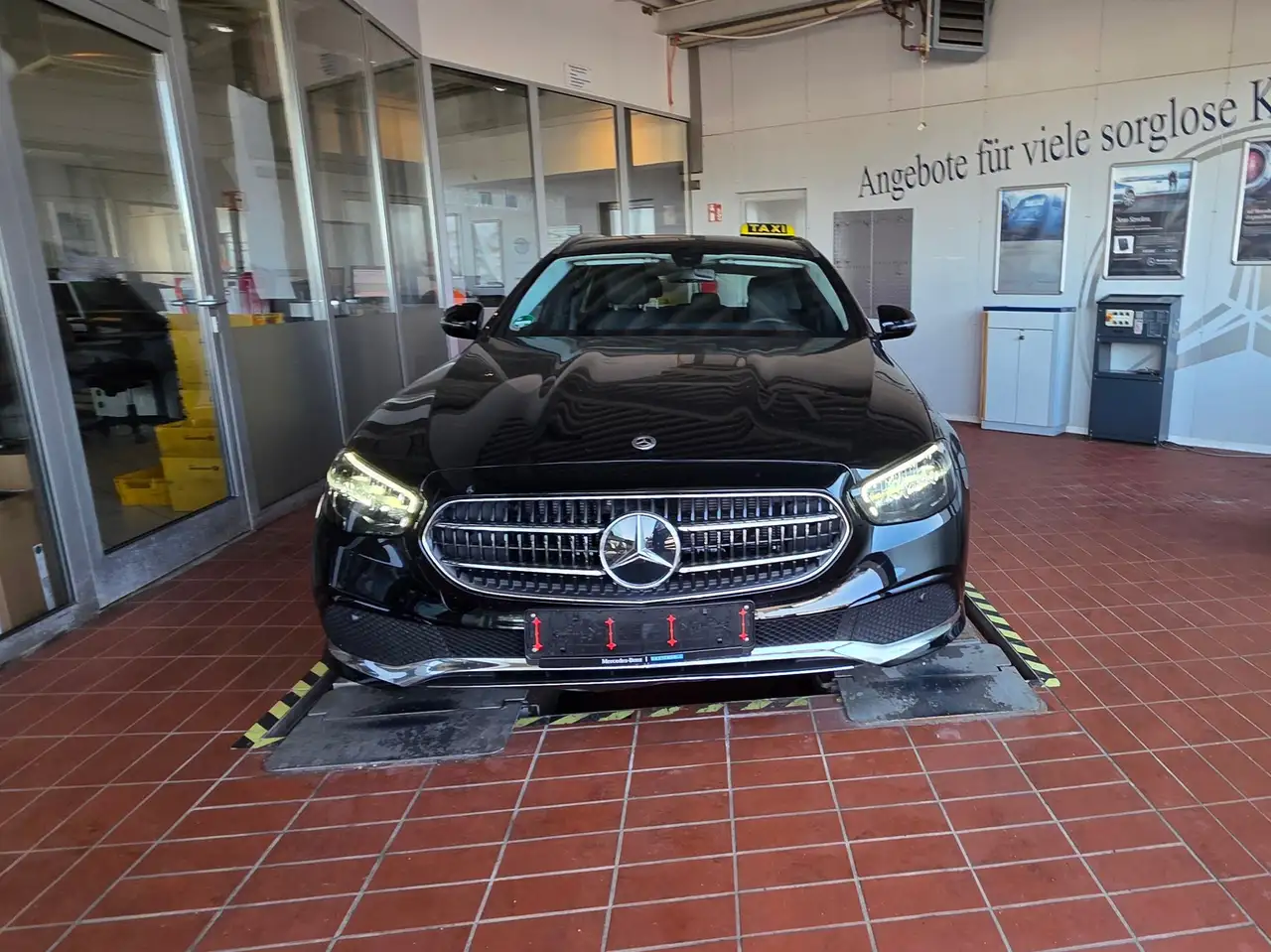 Mercedes-Benz E 220