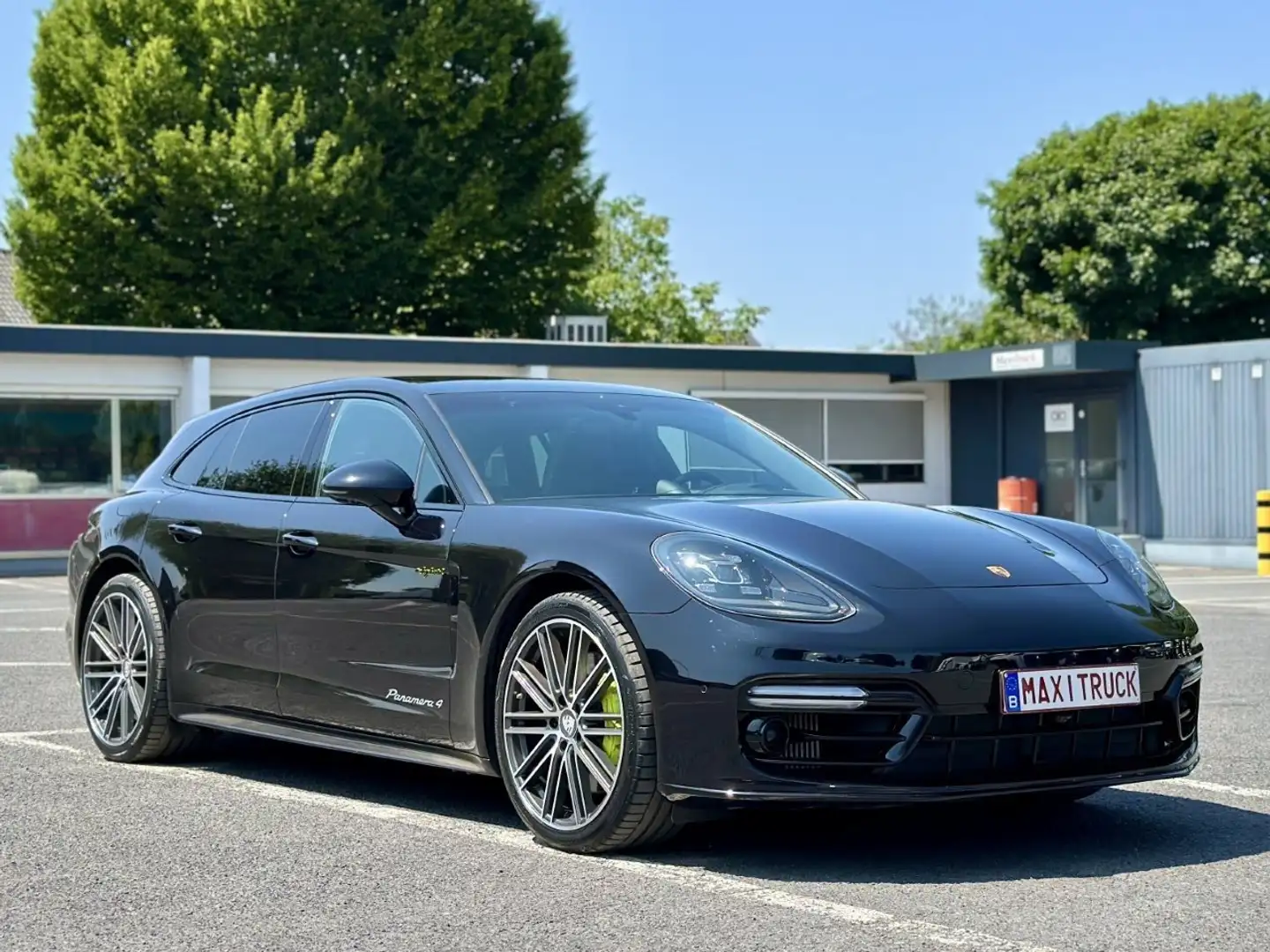 Porsche Panamera Sport Turismo - 64.900€ - Leasing 1.659€/M Noir - 2