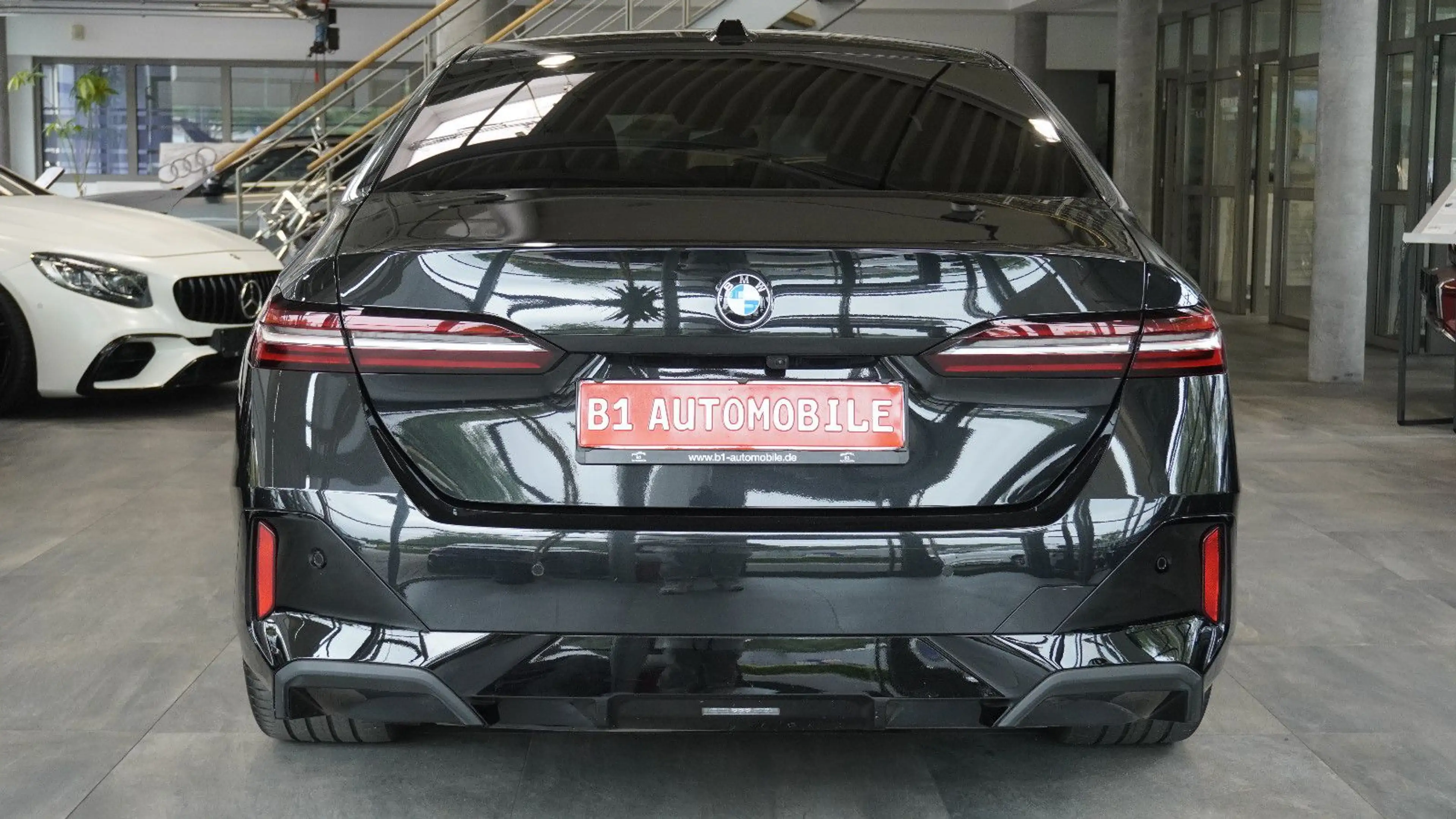 BMW 540 d Limousine xDrive M Sport*HEAD-UP*STHZ*360°* — photo 6