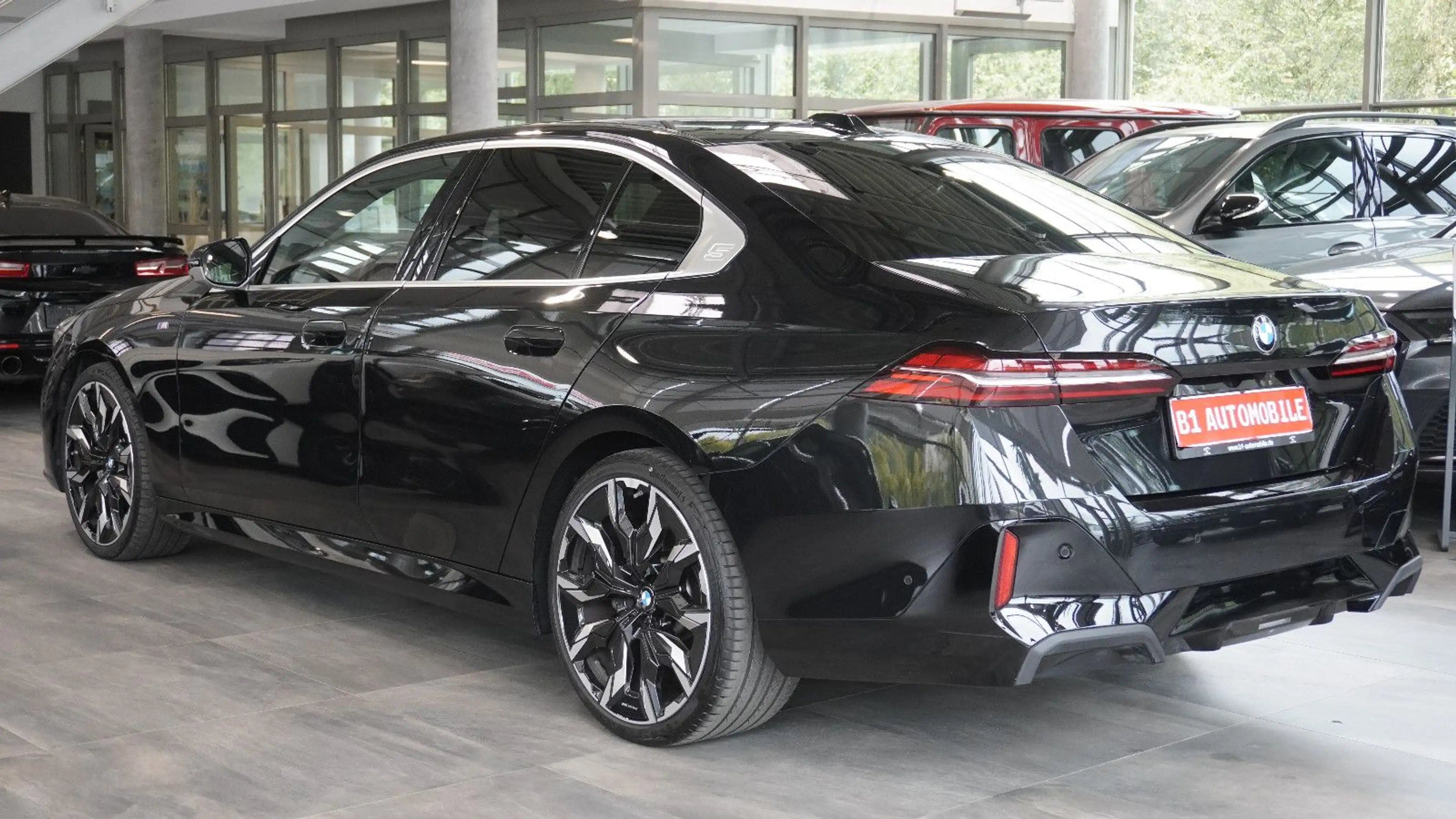 BMW 540 d Limousine xDrive M Sport*HEAD-UP*STHZ*360°* — photo 7