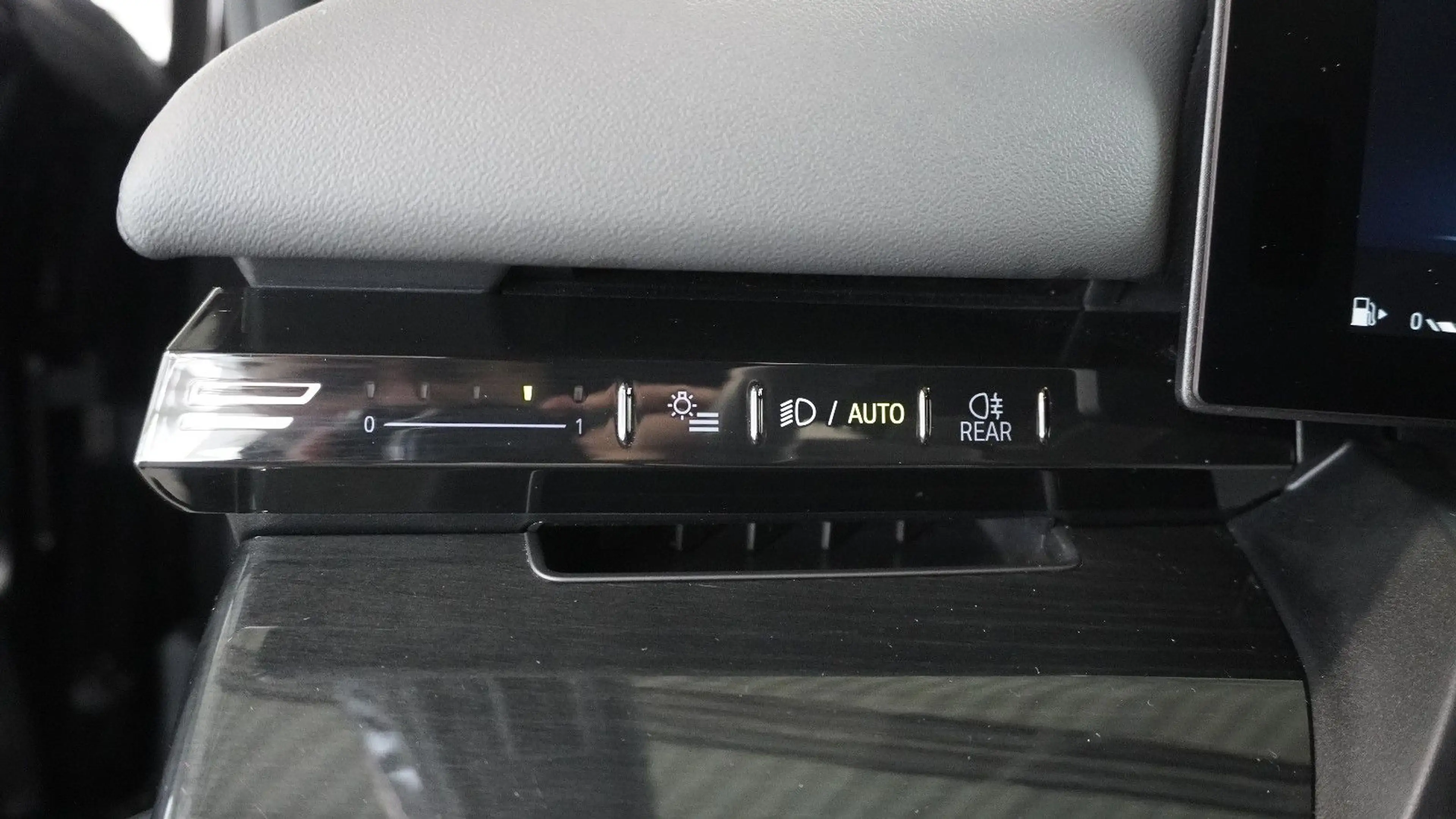 BMW 540 d Limousine xDrive M Sport*HEAD-UP*STHZ*360°* — photo 13