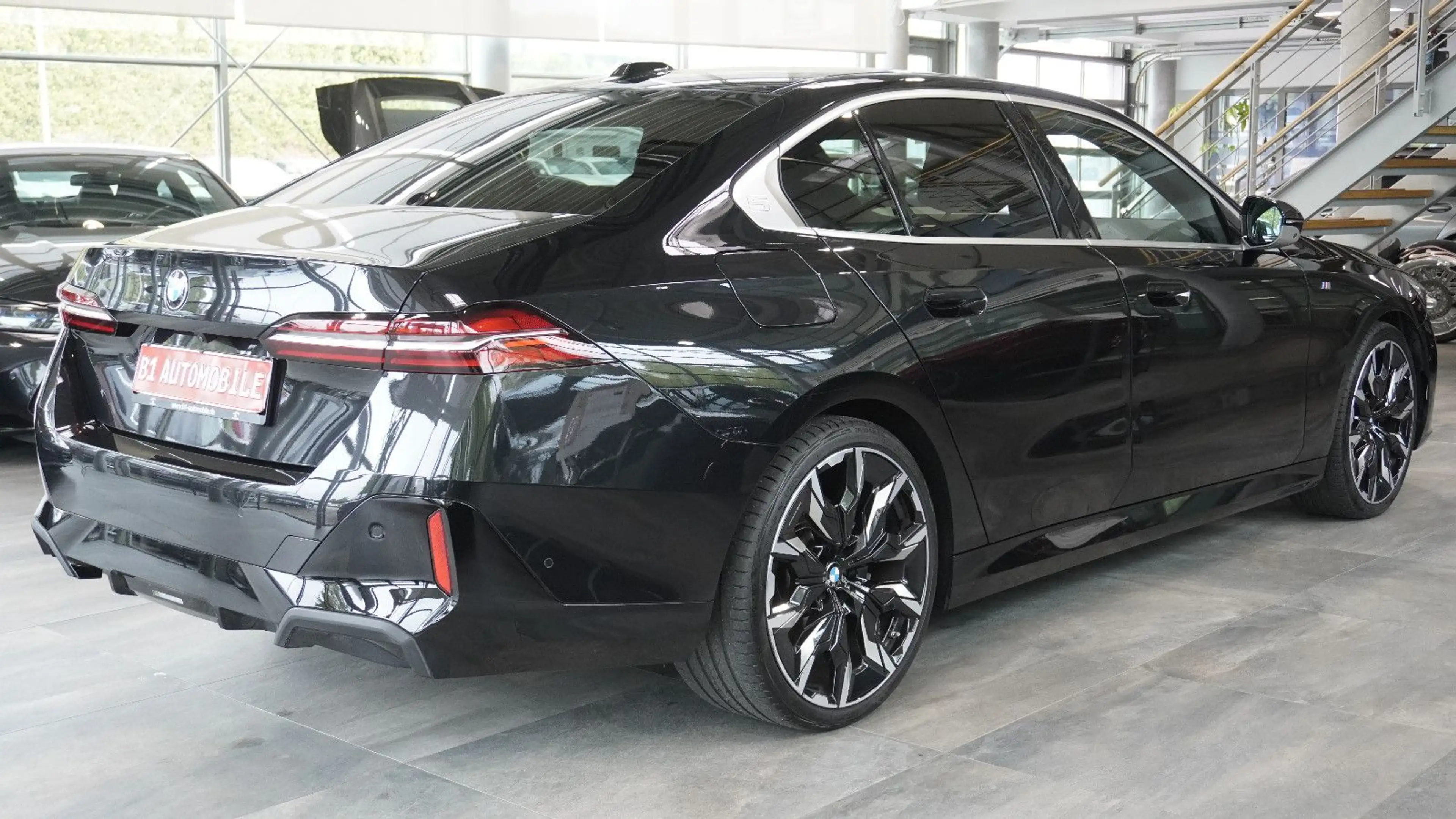 BMW 540 d Limousine xDrive M Sport*HEAD-UP*STHZ*360°* — photo 5