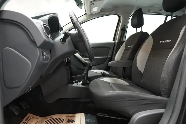 Dacia Sandero view 14