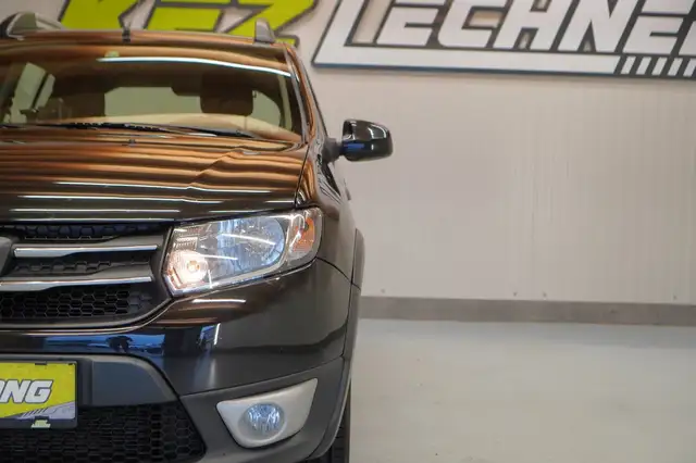 Dacia Sandero view 8