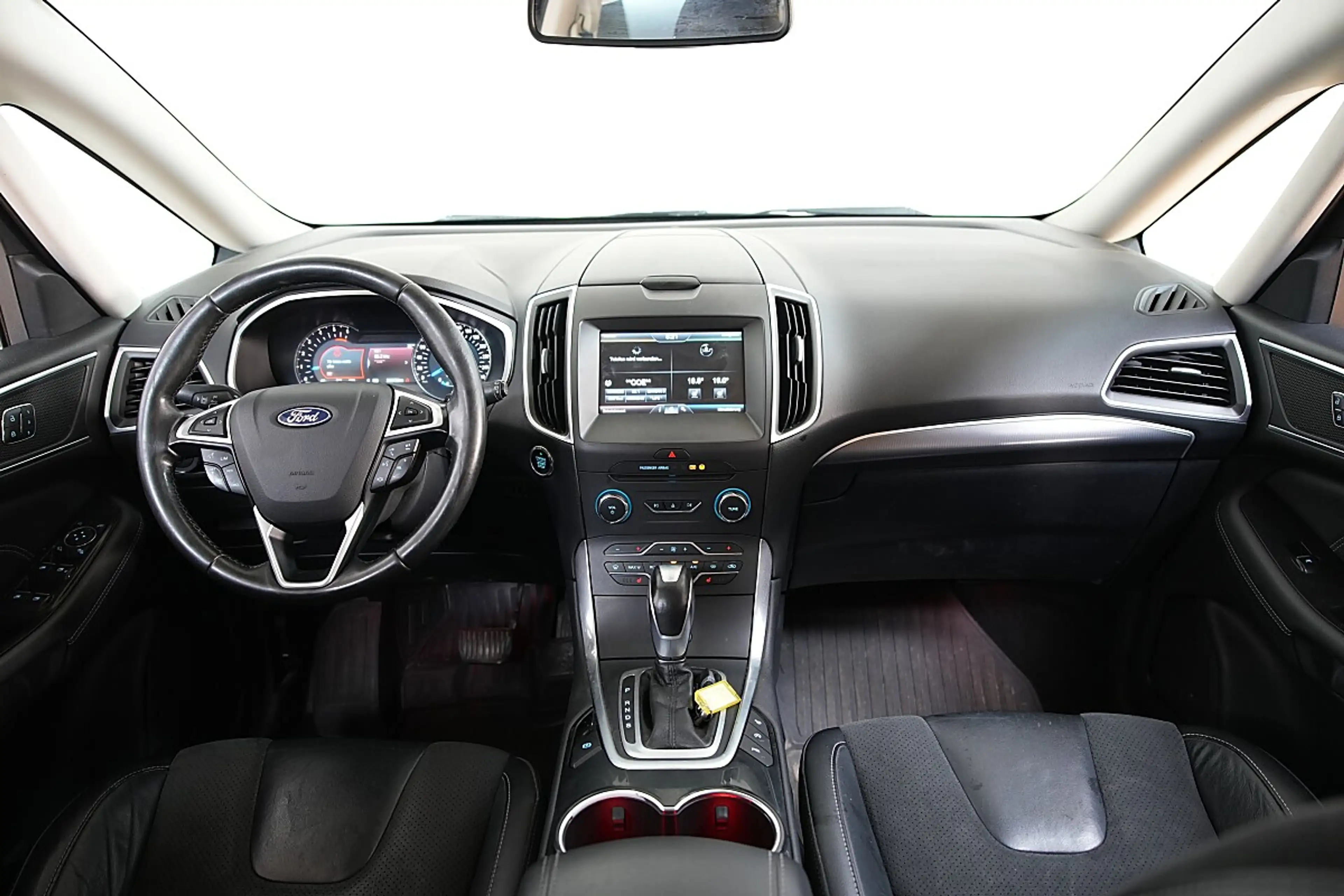 Ford Galaxy 2,0 TDCi AWD Titanium Start/Stop Powershift — photo 12