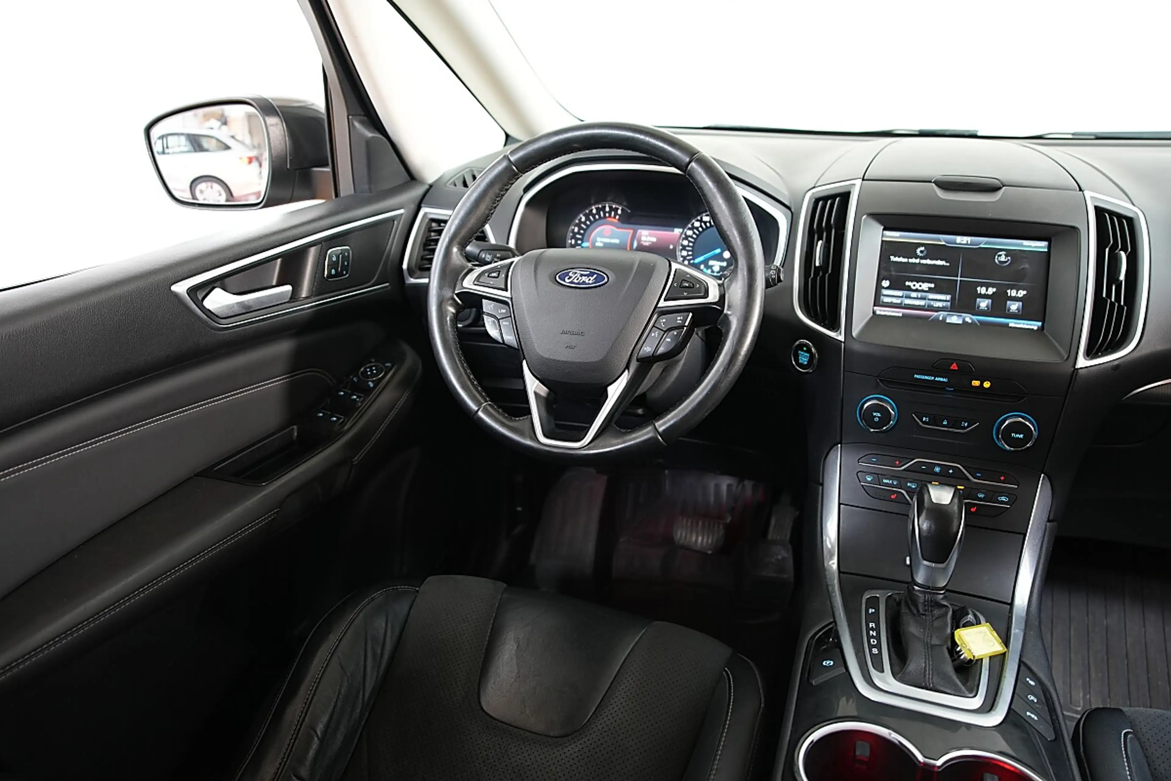 Ford Galaxy 2,0 TDCi AWD Titanium Start/Stop Powershift — photo 11