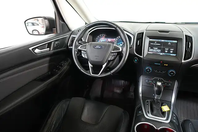 Ford Galaxy view 11