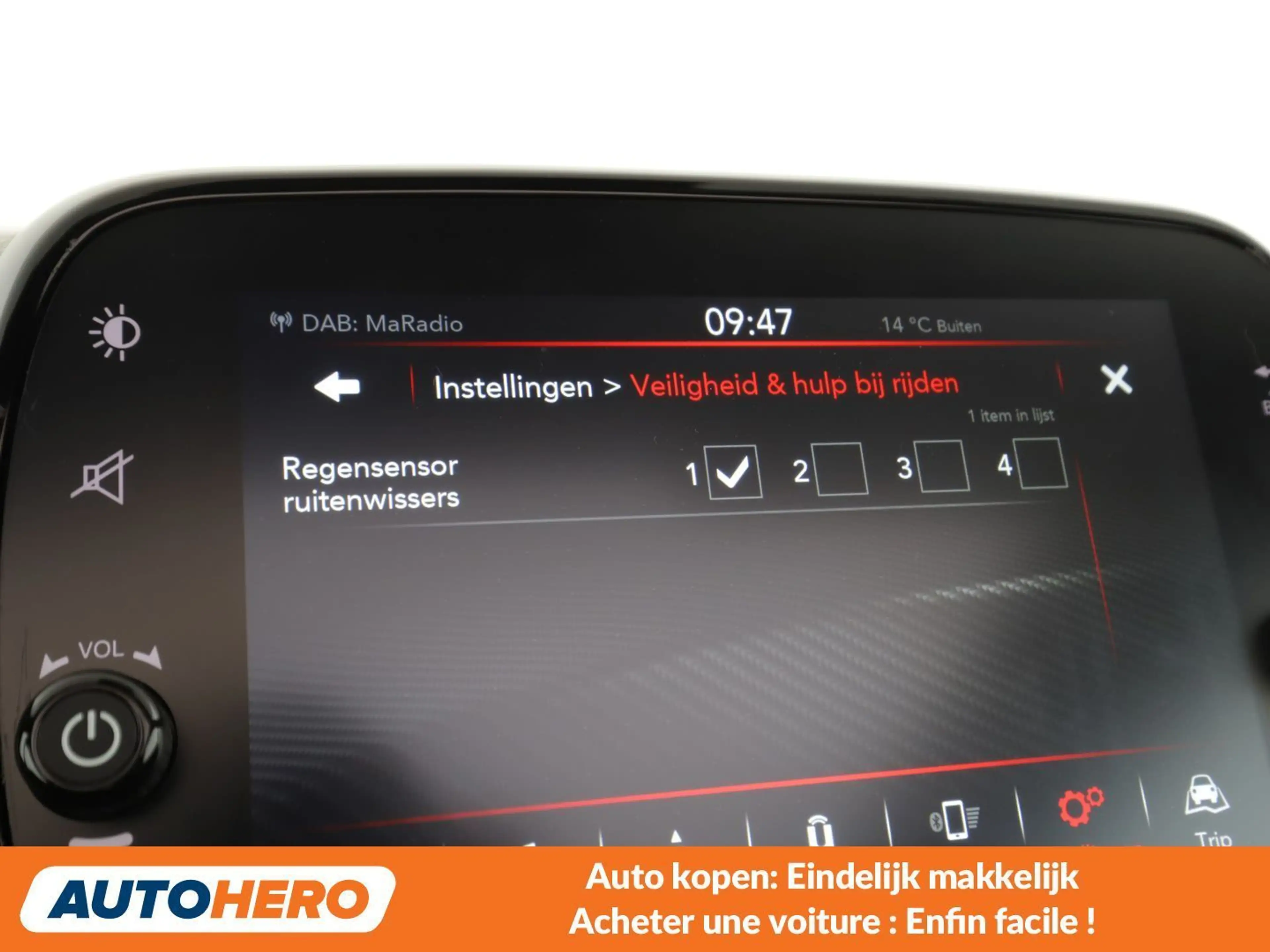 Abarth 695C 1.4 Turbo — photo 11