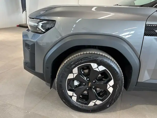 Dacia Bigster view 8