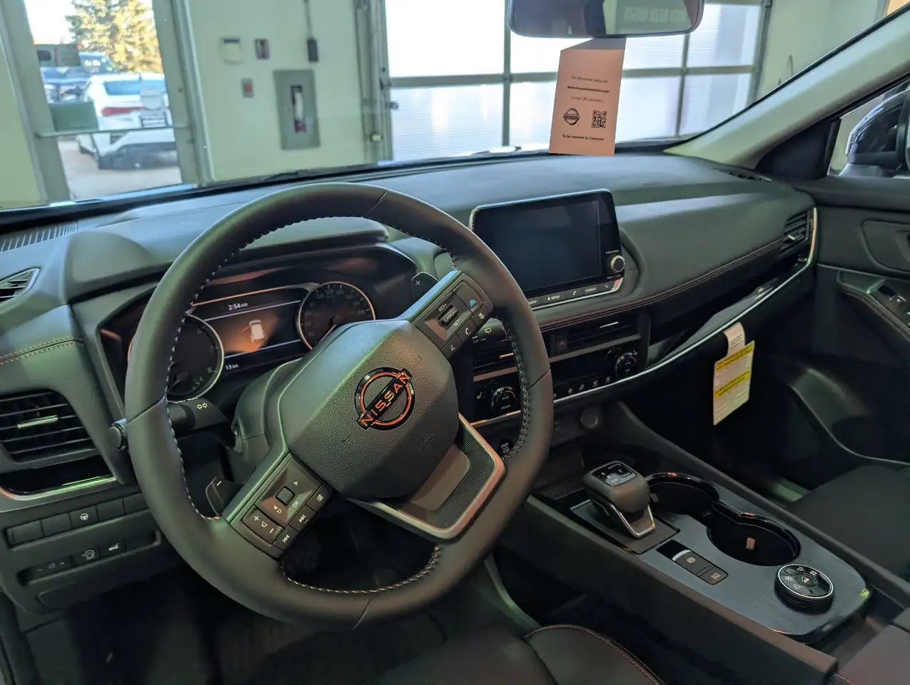 Nissan Rogue снимка Nissan Rogue