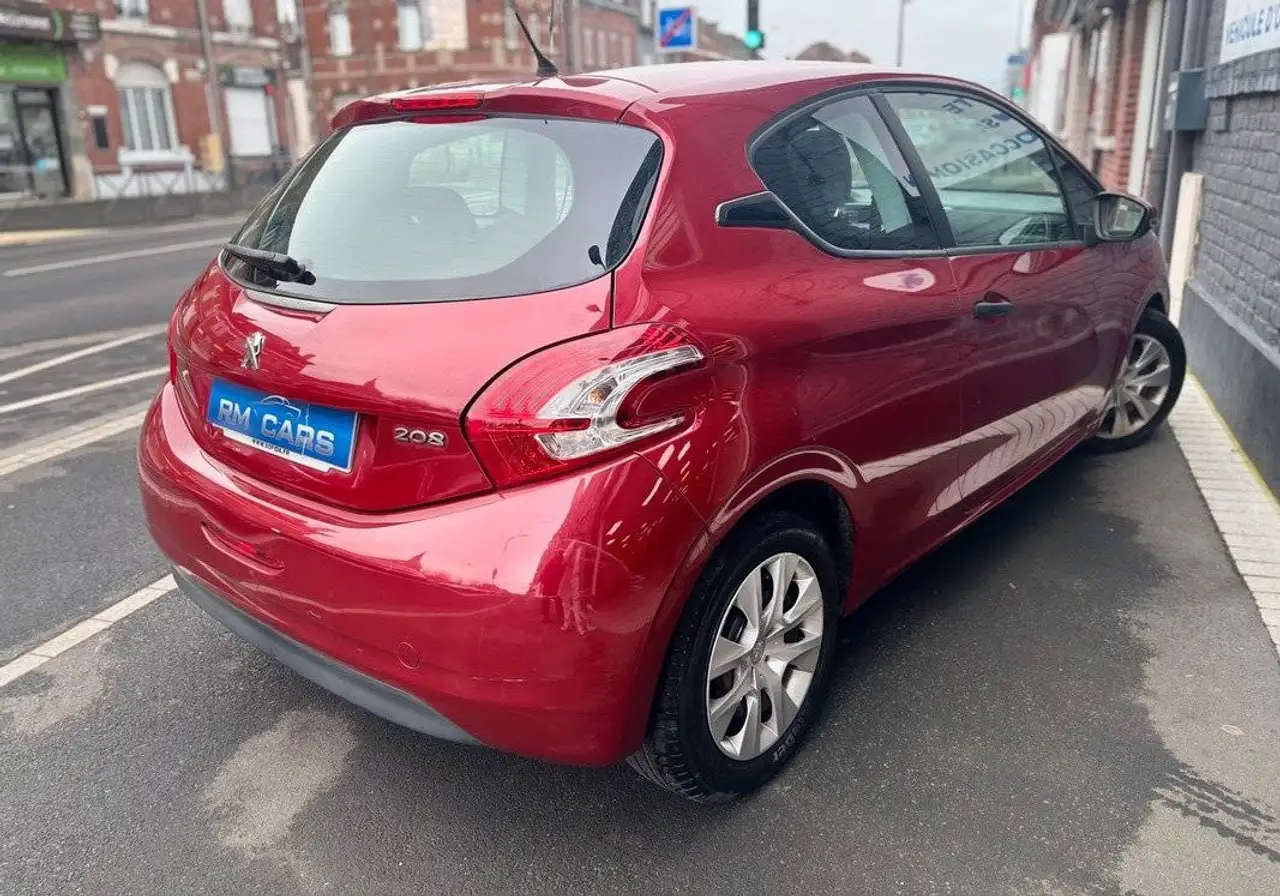 Peugeot 208 208 — photo 3