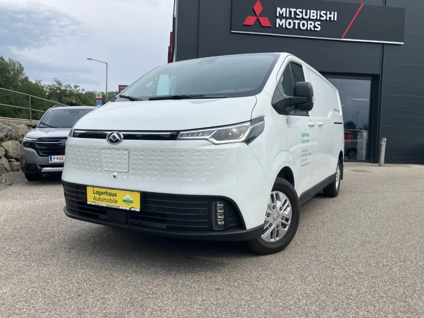 Maxus eDeliver 7 L2H1 88kWh Weiß - 1